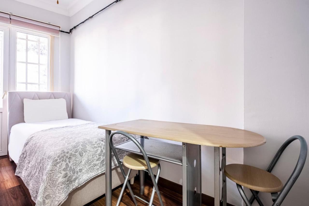 Апартаменти Sleek Flat 50 M To Bull Statue In Kadikoy Стамбул Екстер'єр фото